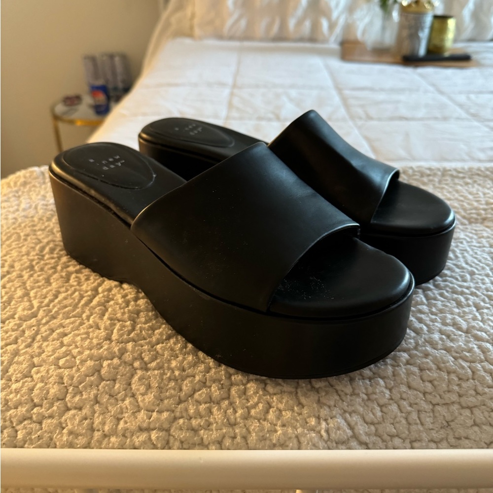 A New Day Brand, Black Platform Sandals